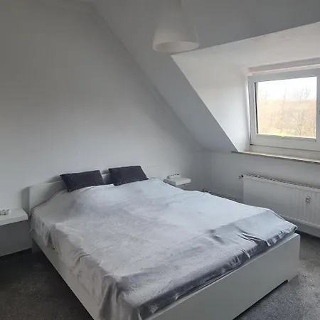 Apartment In Universitaets-Naehe - Bus Und Parken Vor Der Tuer Kronshagen Room photo