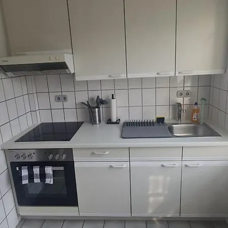 Apartment In Universitaets-Naehe - Bus Und Parken Vor Der Tuer Kronshagen Room photo