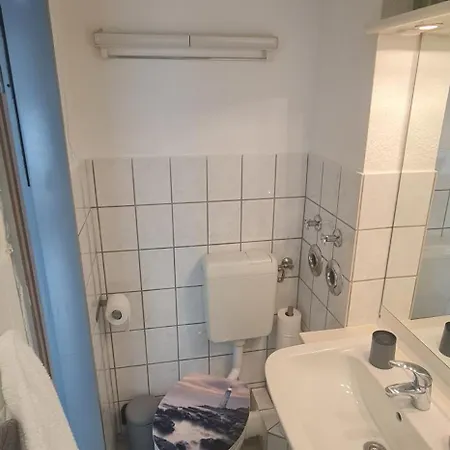 Apartment In Universitaets-Naehe - Bus Und Parken Vor Der Tuer Kronshagen Room photo