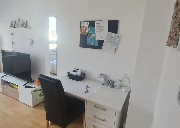 Apartment In Universitaets-Naehe - Bus Und Parken Vor Der Tuer